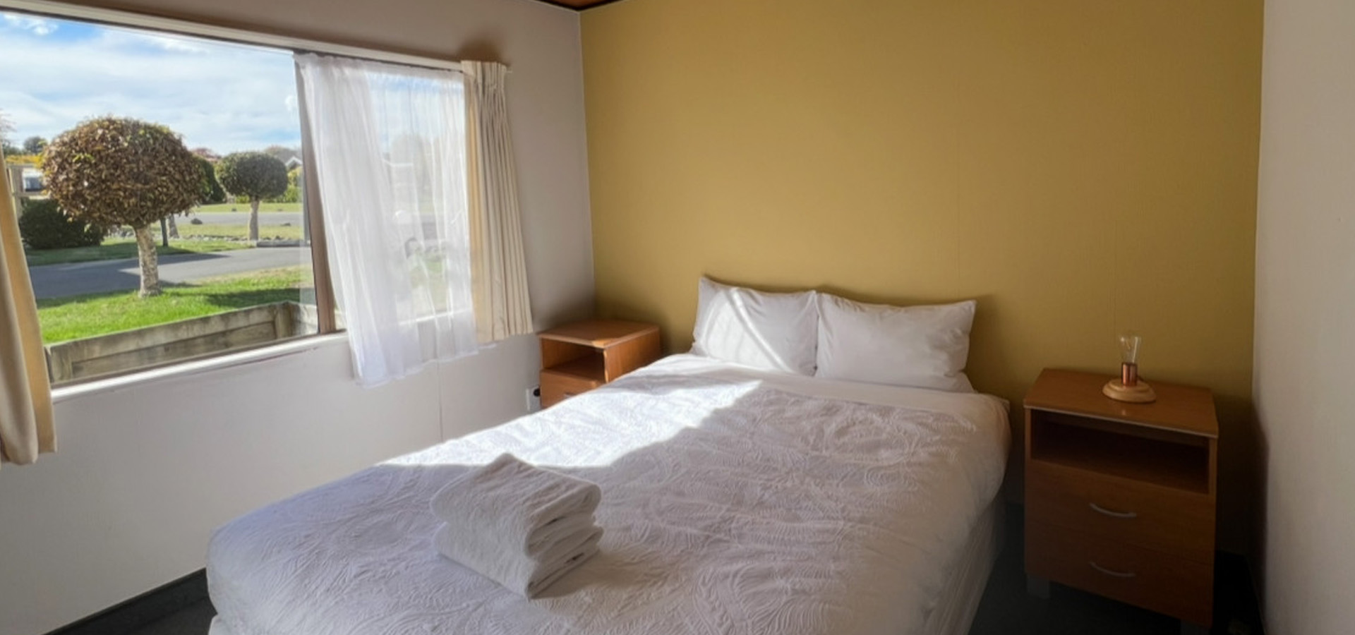 Mountain View Motel room 1